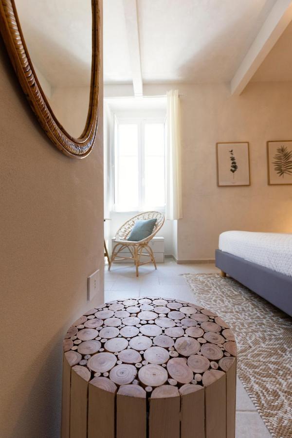 Palazzo Badiale History&Rooms Atella Extérieur photo